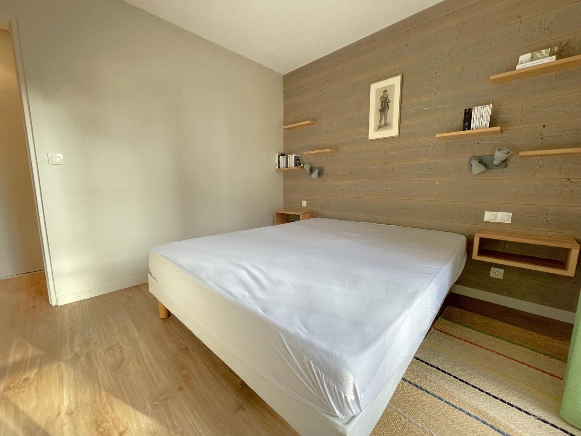 Pour 4 Pers. Avec Terrasse, Jardin Et Parking - Quartier Des Abatilles, - Fr-1-474-58 Apartment